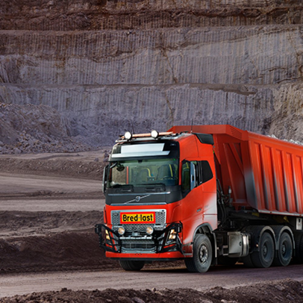 Driverless Volvo Trucks Take Over Dangerous Mining Tasks in Norway